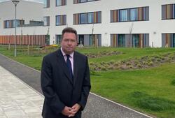 Craig Hoy, South Scotland MSP, has called for more to be done to tackle waiting times in accident and emergency