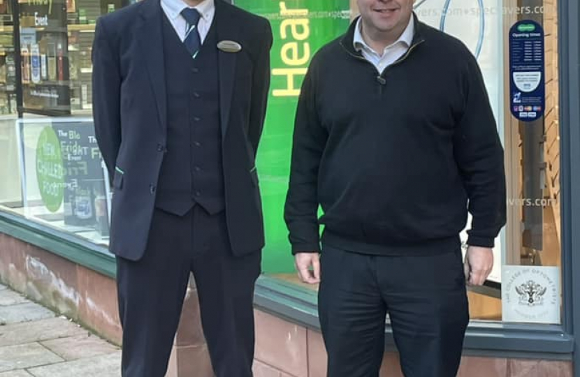 Jonathan Bell from Specsavers (left) and Craig Hoy (right)